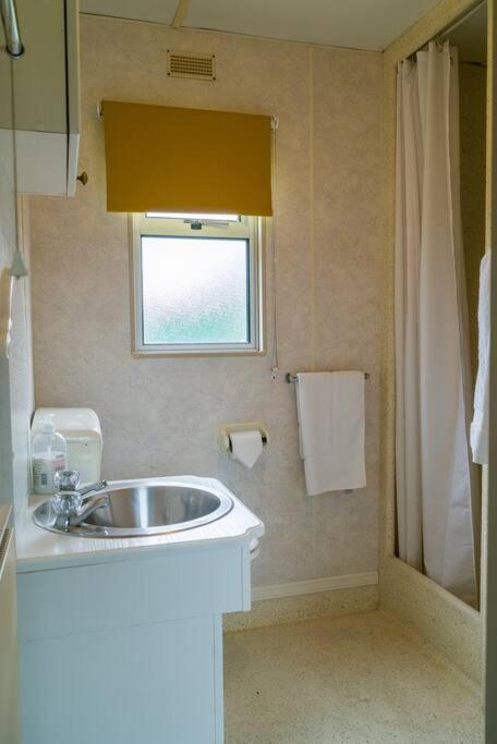 Wind In The Willows: Sleeps 4, Kitchen, Bathroom, Lounge, Wifi Napton on The Hill Exterior foto