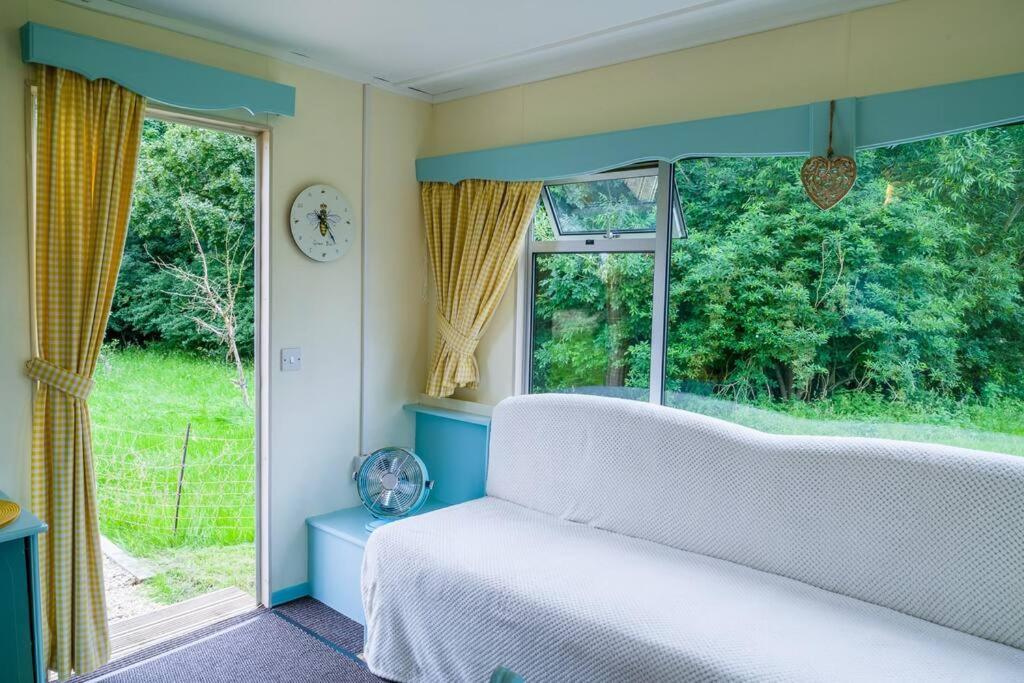 Wind In The Willows: Sleeps 4, Kitchen, Bathroom, Lounge, Wifi Napton on The Hill Exterior foto
